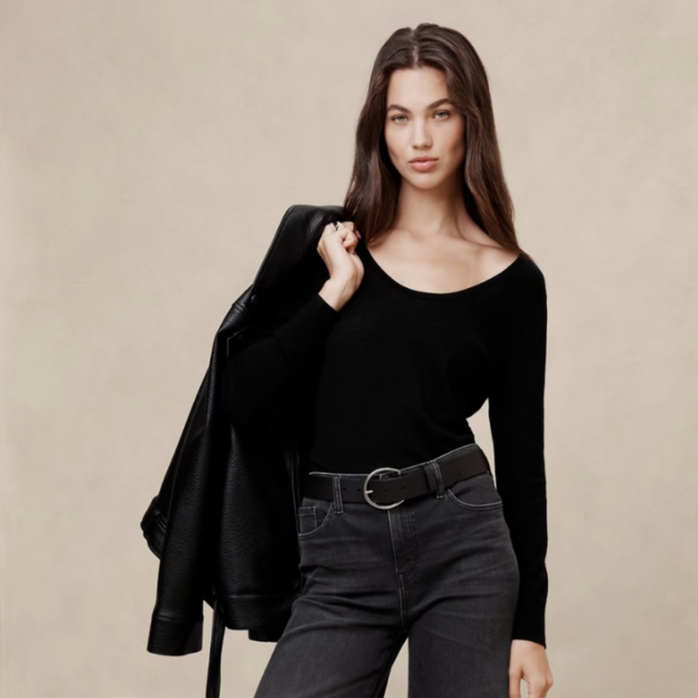 Banana Republic Merino Wool Black Scoop Back Sweater M NEW